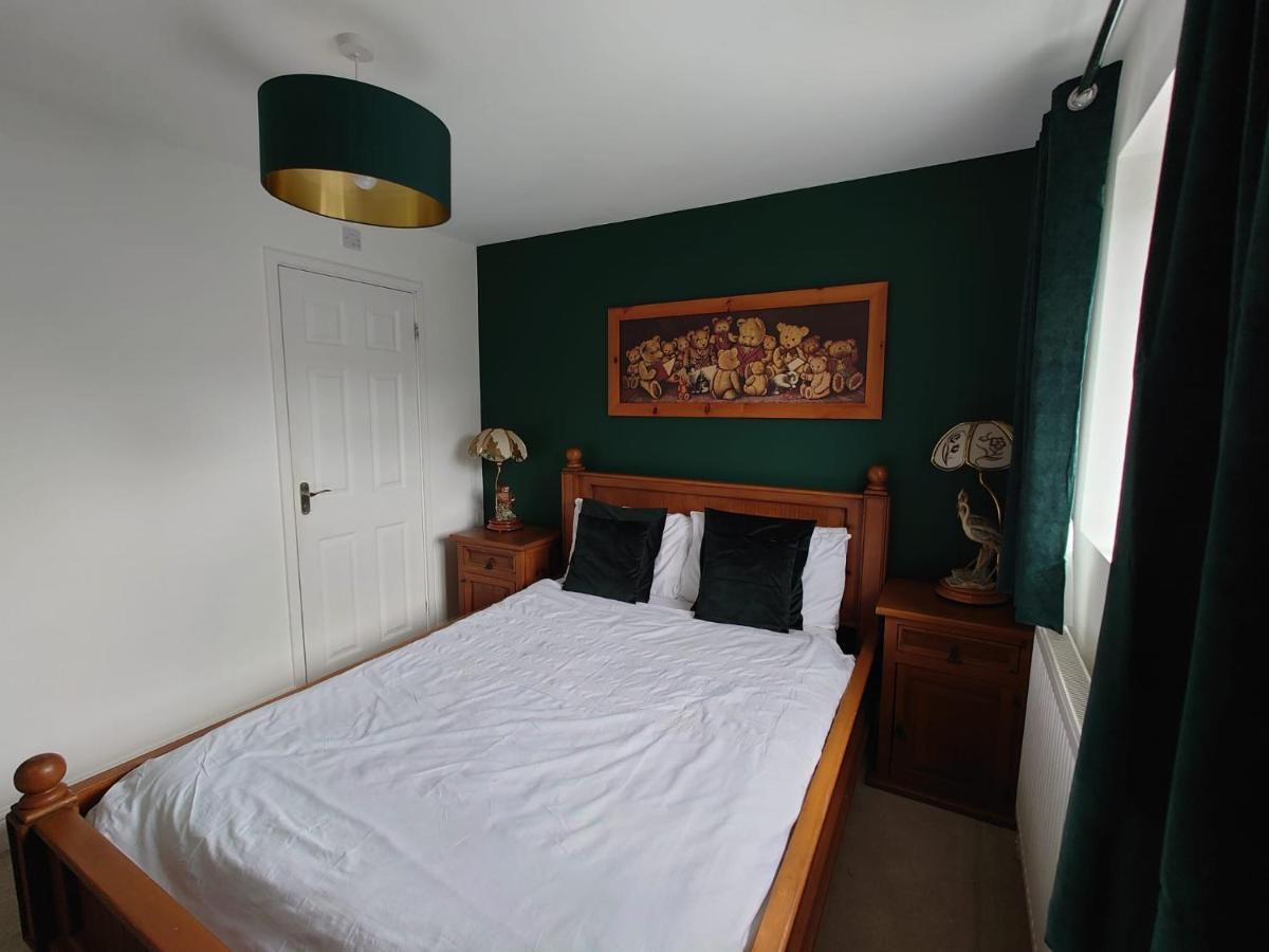 Lovely Rooms In A Quiet Place Of Woking Luaran gambar